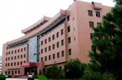 <b>延安大学</b>