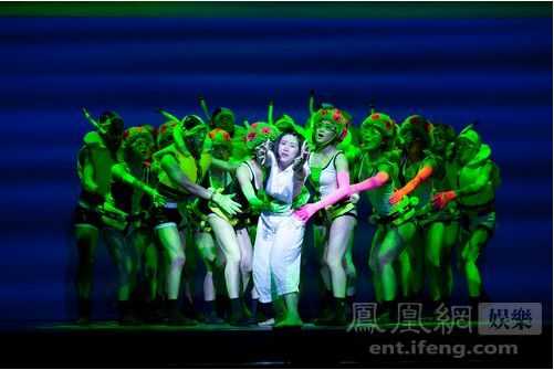 音乐剧《妈妈咪呀！》中国群舞 英国品质